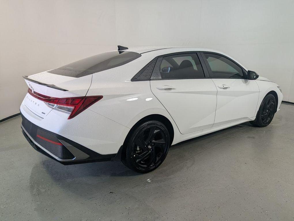 new 2026 Hyundai ELANTRA HEV car, priced at $30,653