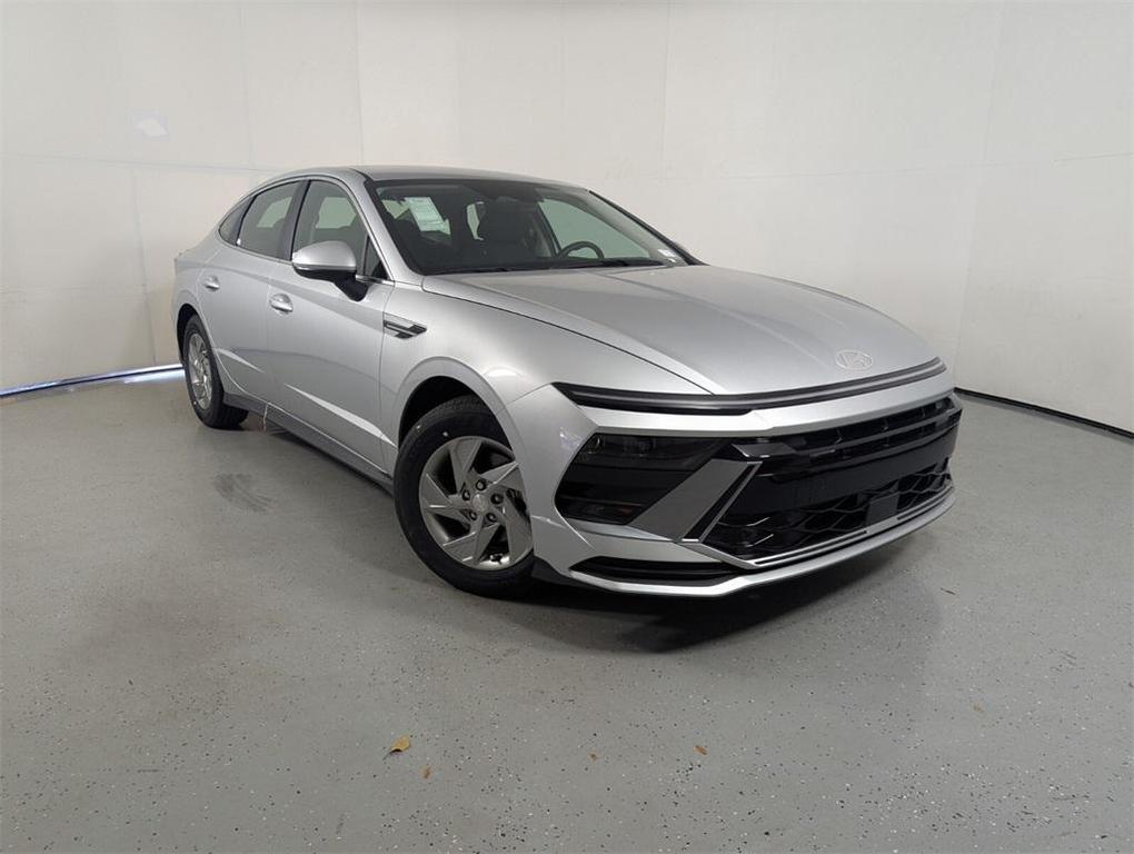 new 2025 Hyundai Sonata car, priced at $24,811