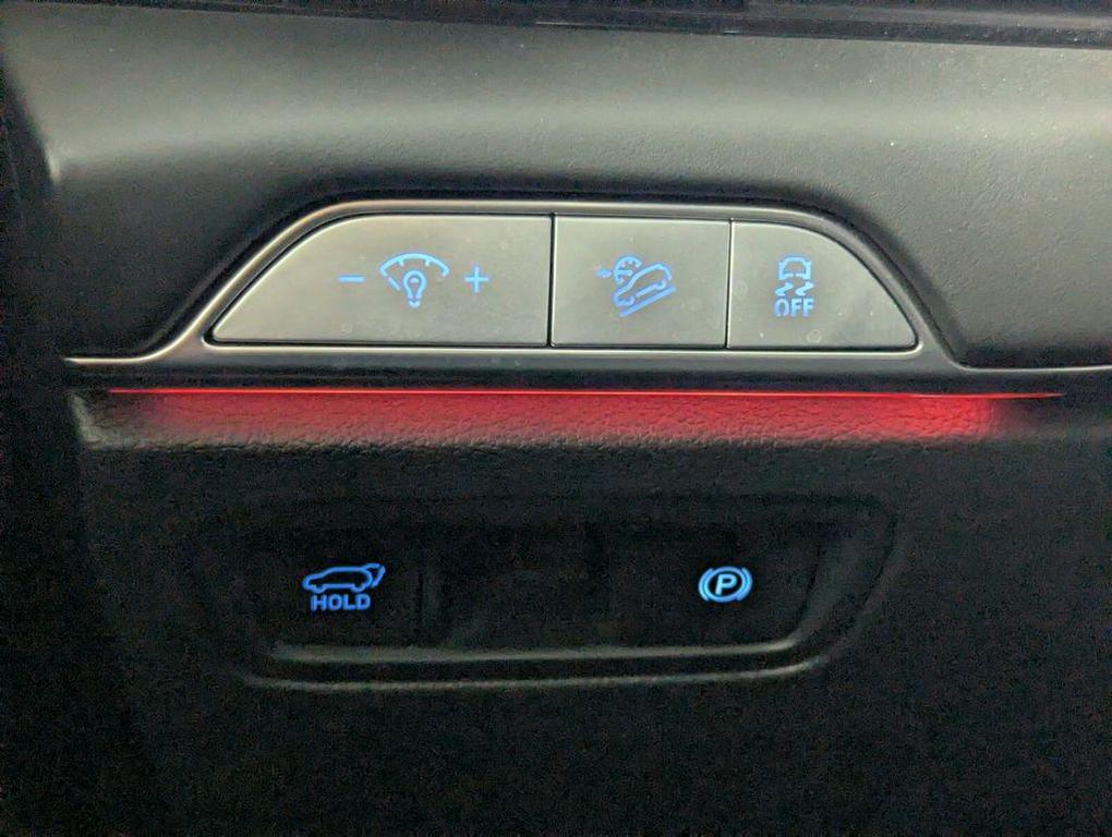 used 2025 Genesis GV80 car, priced at $44,900