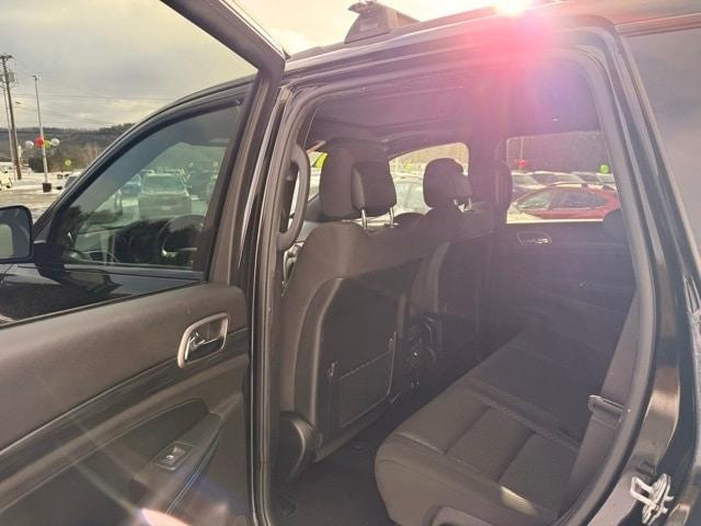 used 2020 Jeep Grand Cherokee car, priced at $20,555