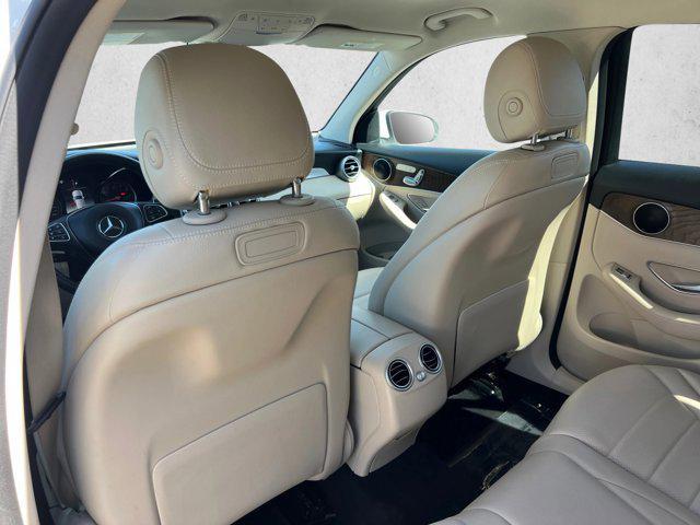 used 2019 Mercedes-Benz GLC 300 car