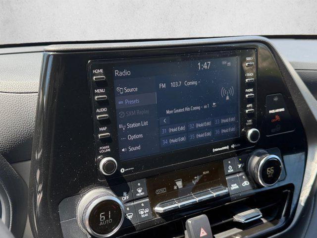used 2021 Toyota Highlander car