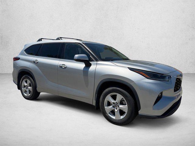 used 2021 Toyota Highlander car