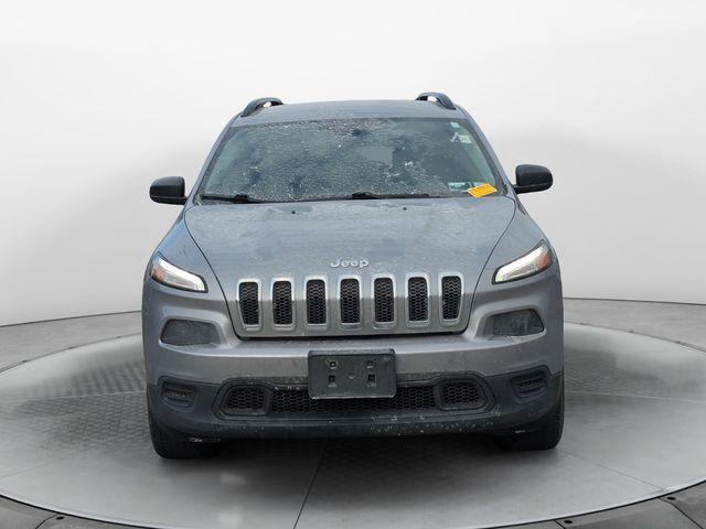 used 2016 Jeep Cherokee car, priced at $11,672