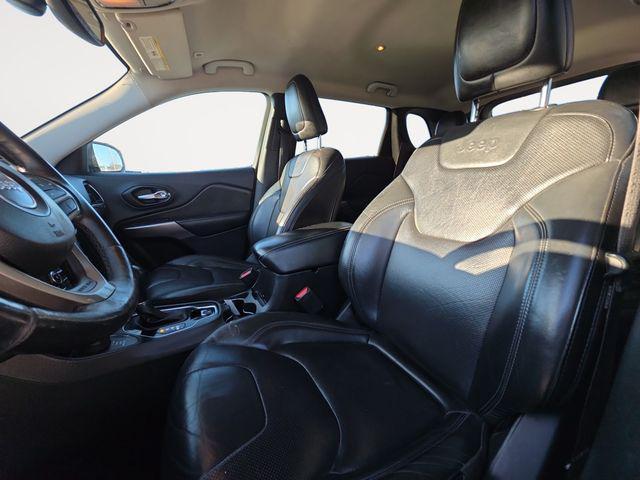 used 2019 Jeep Cherokee car, priced at $16,672