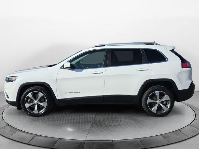 used 2020 Jeep Cherokee car, priced at $16,072