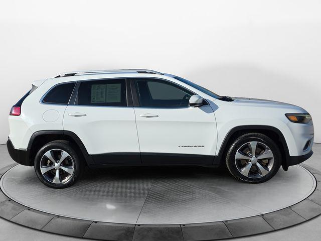 used 2020 Jeep Cherokee car, priced at $16,072