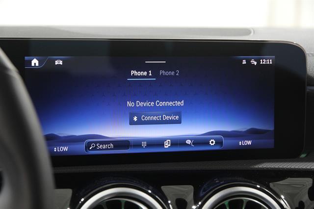 Mercedes-Benz CLA view 11