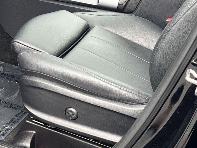 used 2022 Mercedes-Benz GLB 250 car, priced at $31,500