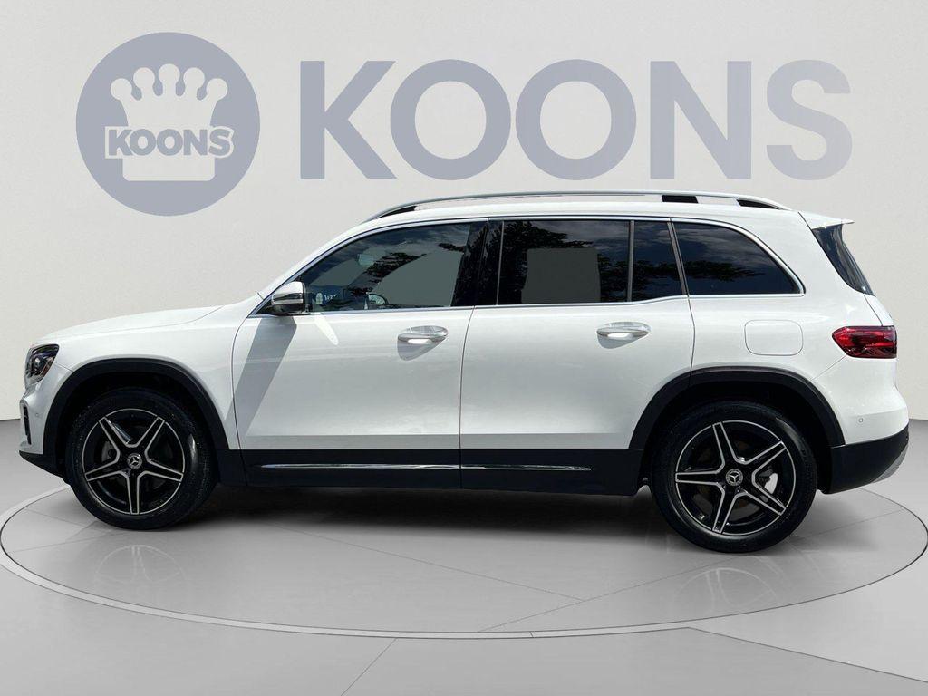 Mercedes-Benz GLB view 5