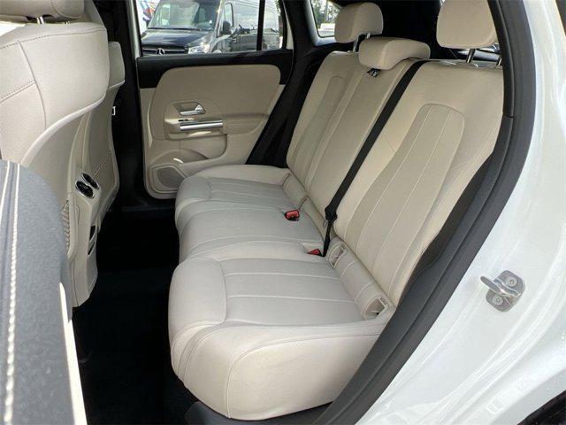 used 2025 Mercedes-Benz GLA 250 car, priced at $36,000