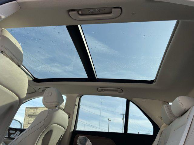 new 2026 Mercedes-Benz GLE 450 car, priced at $81,295