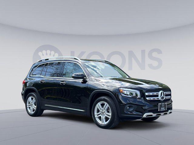 used 2021 Mercedes-Benz GLB 250 car, priced at $25,000