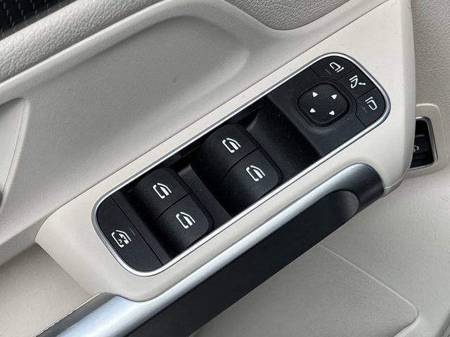 used 2021 Mercedes-Benz GLB 250 car, priced at $25,000