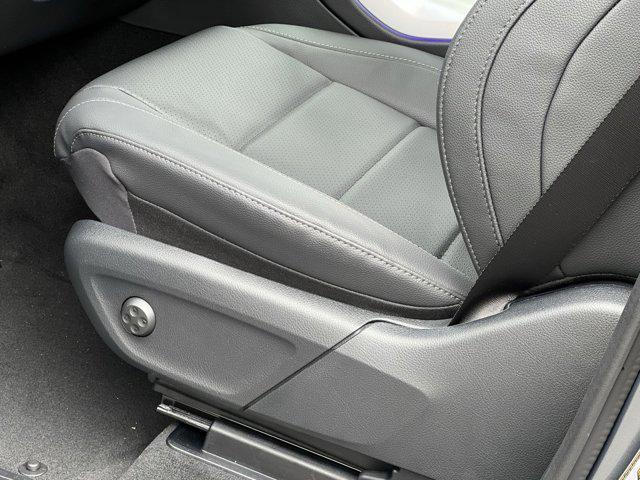 new 2026 Mercedes-Benz GLE 450 car, priced at $84,060