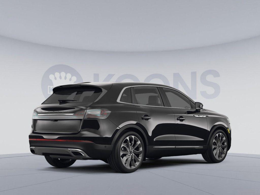 used 2021 Lincoln Nautilus car, priced at $26,800