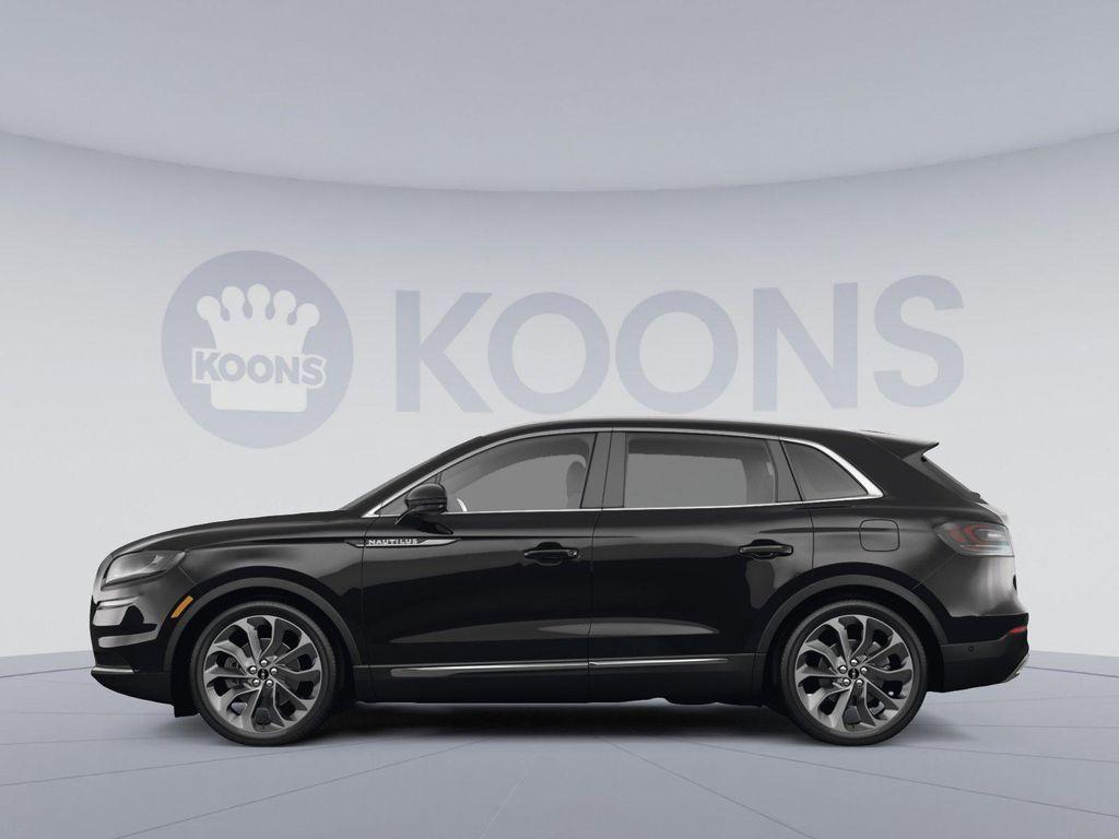 used 2021 Lincoln Nautilus car, priced at $26,800