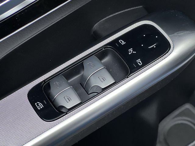 new 2026 Mercedes-Benz GLC 300 car, priced at $64,275