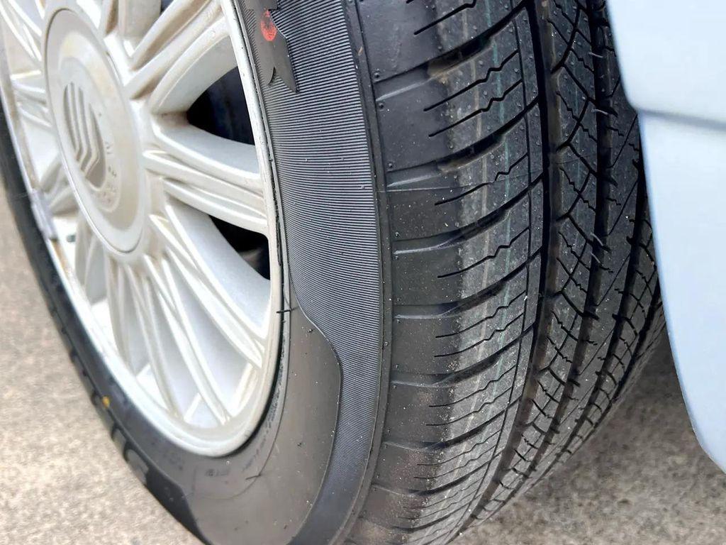 used 2009 Mercury Grand Marquis car, priced at $12,500