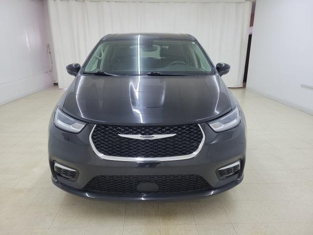used 2023 Chrysler Pacifica car, priced at $23,730