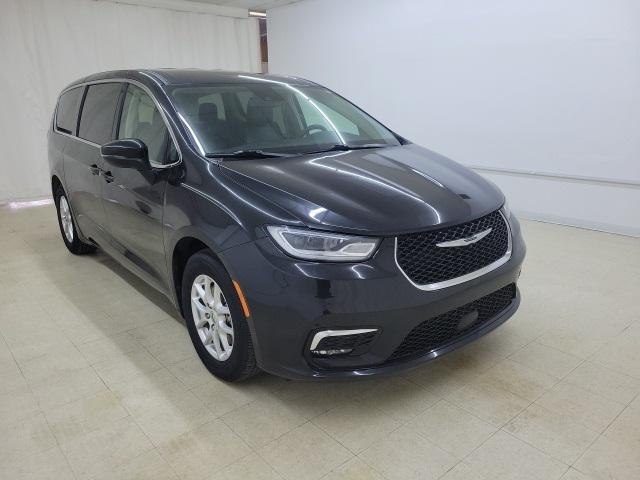used 2023 Chrysler Pacifica car, priced at $23,730