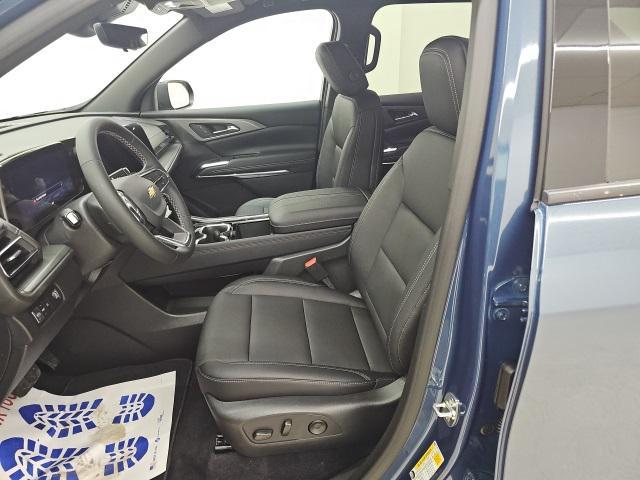 new 2026 Chevrolet Traverse car, priced at $43,888