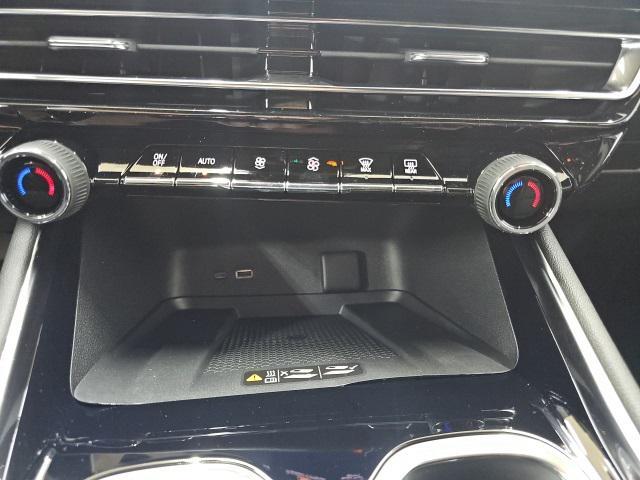 new 2026 Chevrolet Traverse car, priced at $43,888