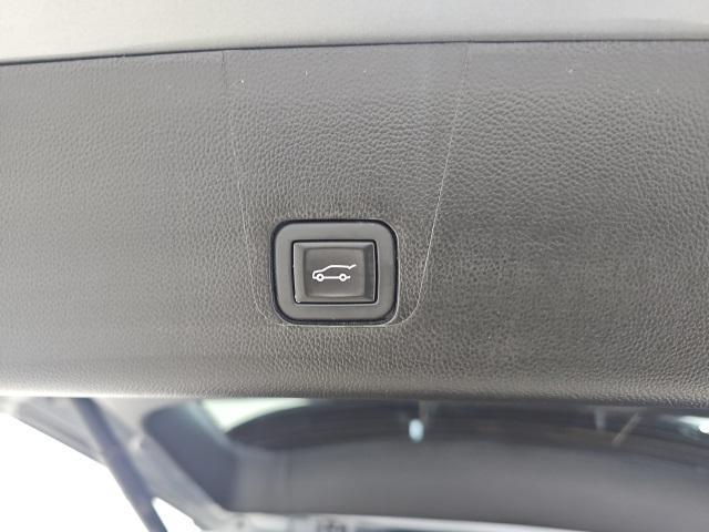 used 2023 Chevrolet Traverse car, priced at $26,479