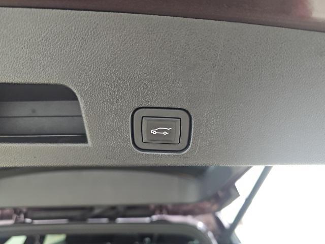 used 2025 GMC Acadia car, priced at $30,500