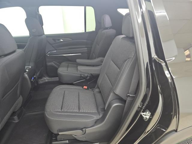 new 2026 Chevrolet Traverse car, priced at $45,070