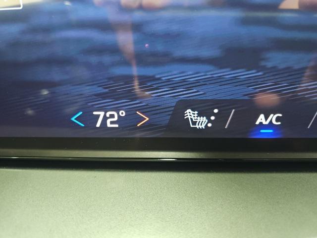 new 2026 Chevrolet Traverse car, priced at $45,070