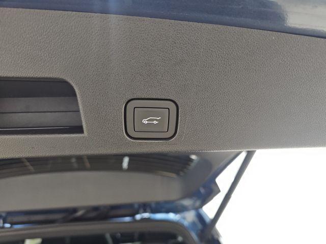 new 2026 Chevrolet Traverse car, priced at $46,193