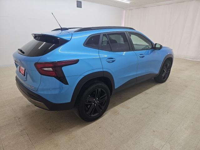 used 2025 Chevrolet Trax car, priced at $24,988