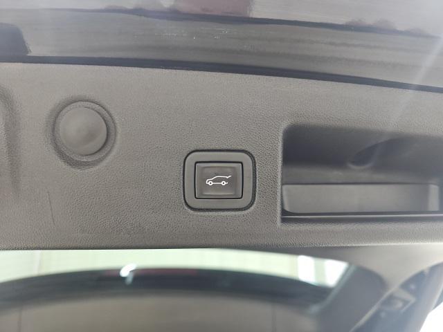 used 2024 Chevrolet Equinox car, priced at $21,988