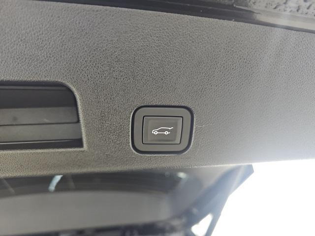 used 2025 Buick Enclave car, priced at $39,776