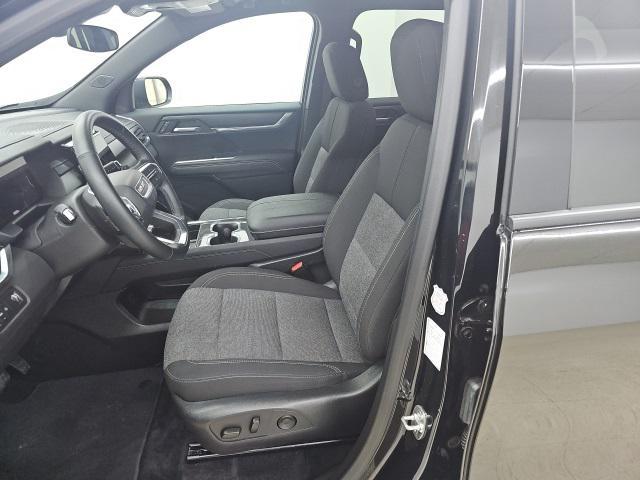 used 2025 GMC Acadia car, priced at $31,914