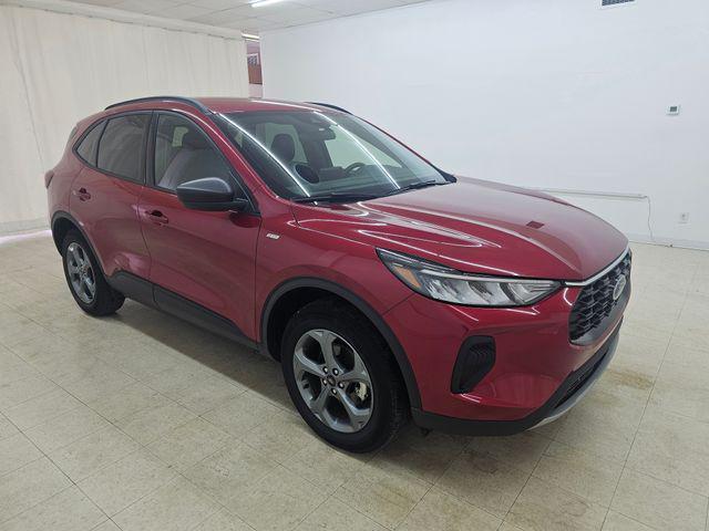 used 2025 Ford Escape car, priced at $24,772