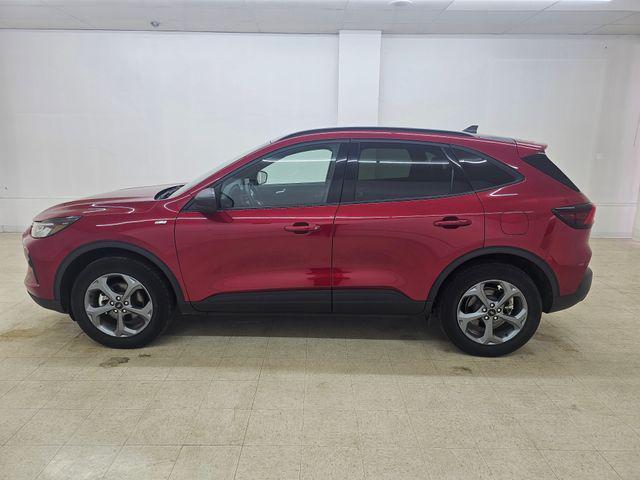 used 2025 Ford Escape car, priced at $24,772
