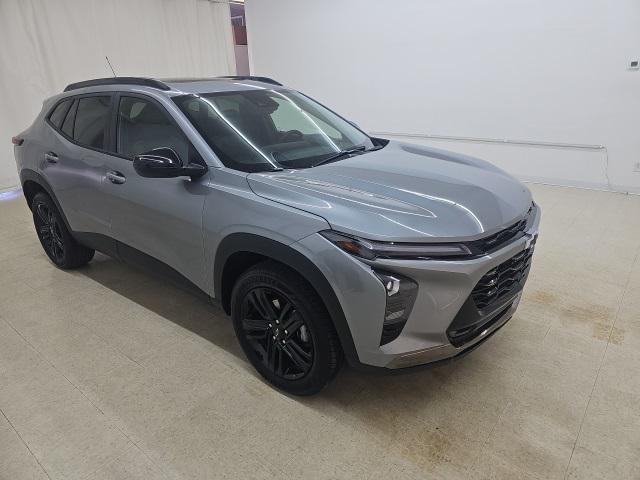 used 2025 Chevrolet Trax car, priced at $23,988