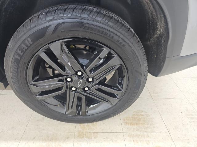 used 2025 Chevrolet Trax car, priced at $23,988
