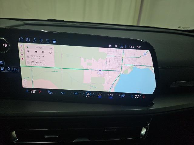 used 2025 Chevrolet Traverse car, priced at $34,597