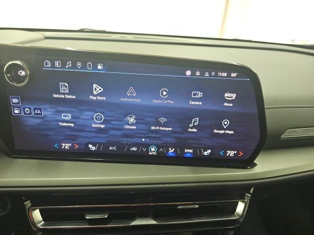 used 2025 Chevrolet Traverse car, priced at $34,597