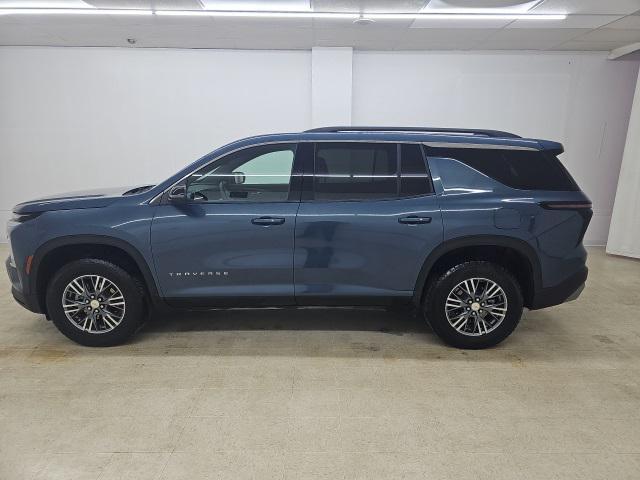 used 2025 Chevrolet Traverse car, priced at $34,597