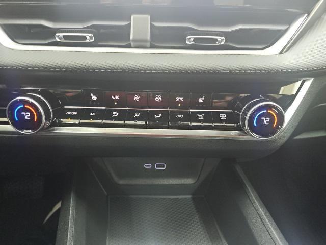 new 2026 Chevrolet Equinox car, priced at $33,231