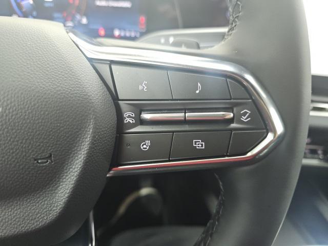 new 2026 Chevrolet Equinox car, priced at $33,231