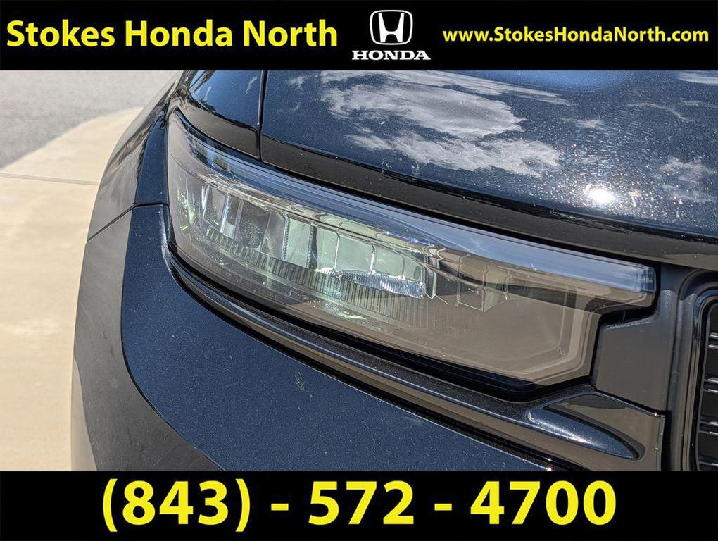 used 2025 Jeep Grand Cherokee car, priced at $38,694