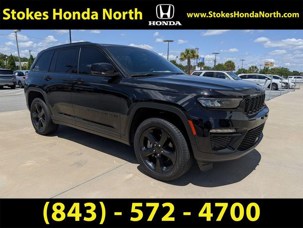 used 2025 Jeep Grand Cherokee car, priced at $38,694