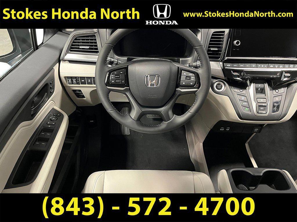 new 2026 Honda Odyssey car, priced at $45,444