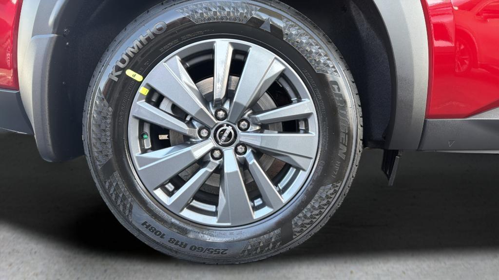 new 2026 Nissan Pathfinder car, priced at $38,895