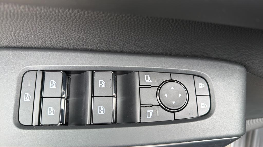 new 2026 Nissan Pathfinder car, priced at $40,969